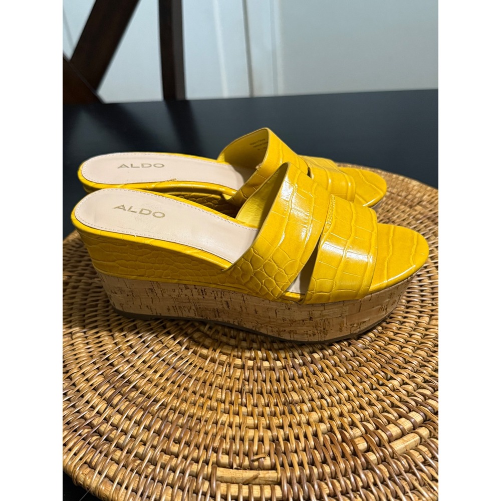 Aldo Yellow Croc Embossed Cork Wedge Platform Slide Sandals Women 7